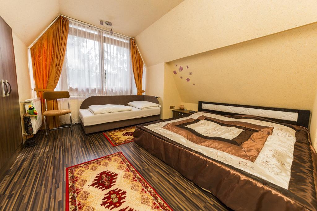 Mineral Apartman Smaragd Ньїредьгаза Екстер'єр фото