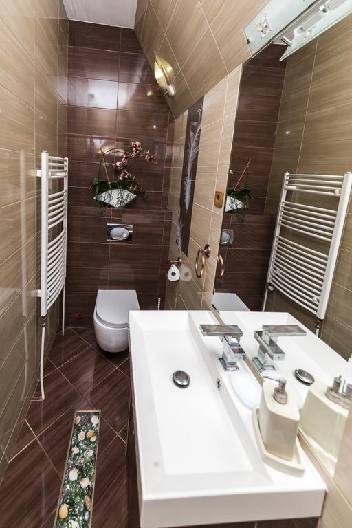 Mineral Apartman Smaragd Ньїредьгаза Екстер'єр фото