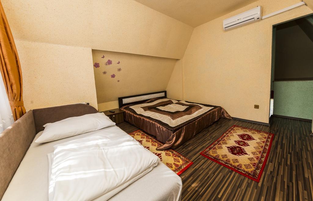 Mineral Apartman Smaragd Ньїредьгаза Екстер'єр фото